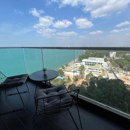 Luxury Beach Front 1 Bedroom / Netflix / Bangsare - Pattaya Bang Sare Exterior photo