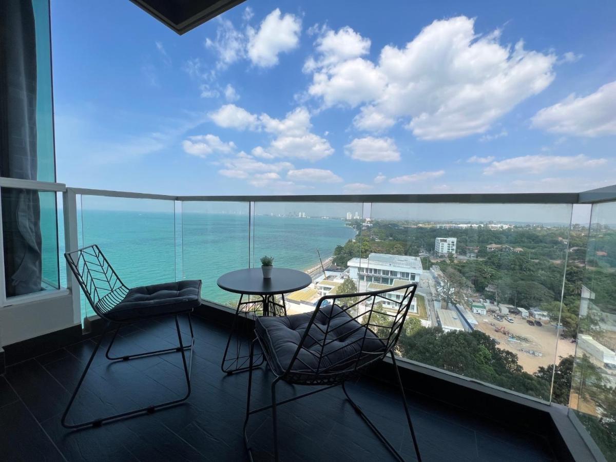 Luxury Beach Front 1 Bedroom / Netflix / Bangsare - Pattaya Bang Sare Exterior photo