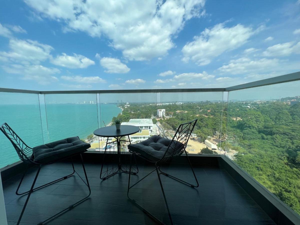 Luxury Beach Front 1 Bedroom / Netflix / Bangsare - Pattaya Bang Sare Exterior photo